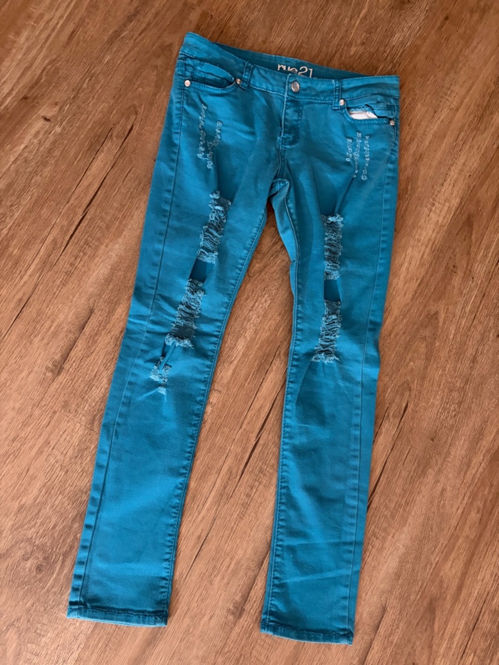 Teal Ripped Sinnky Jeans